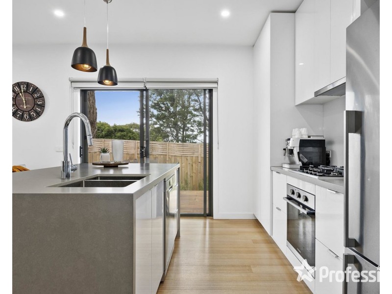 26a Lansell Road, Mooroolbark VIC 3138