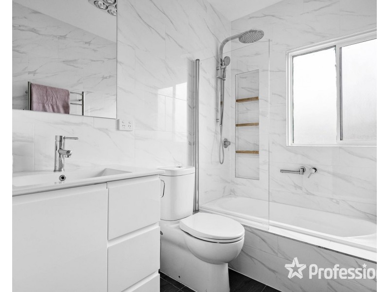 1/1 Clyde Street, Lilydale VIC 3140