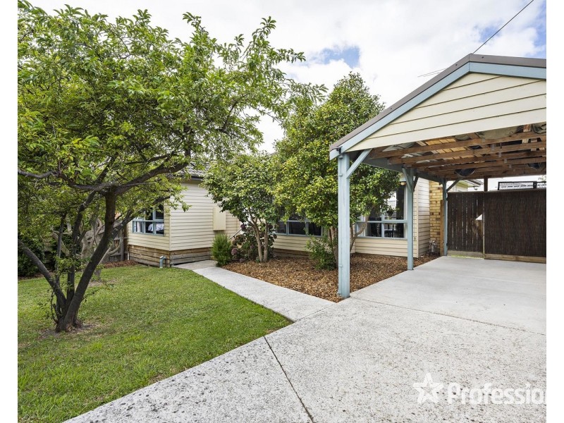 1/1 Clyde Street, Lilydale VIC 3140