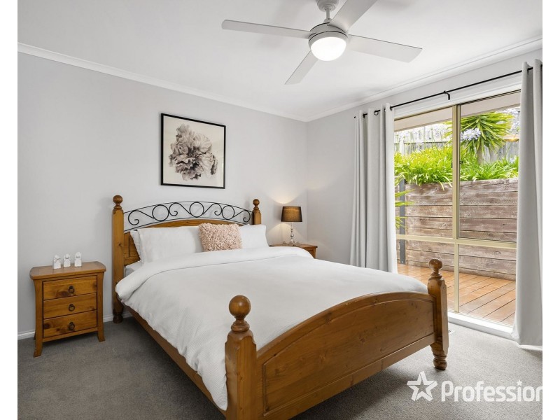 5 Kylie Close, Mooroolbark VIC 3138