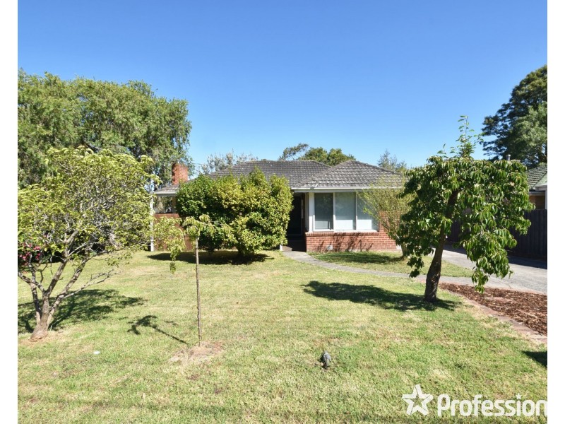 9 Monomeith Street, Mooroolbark VIC 3138