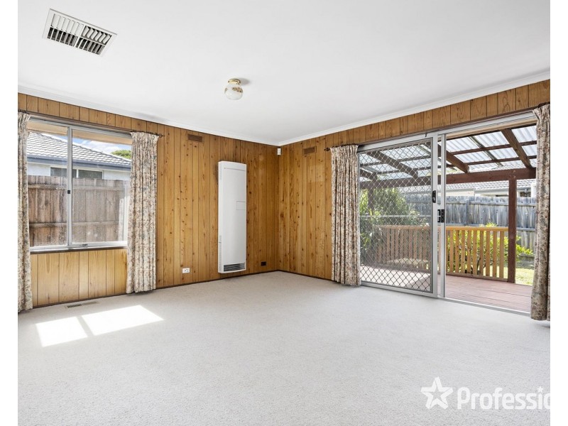 36 Geoffrey Drive, Kilsyth VIC 3137