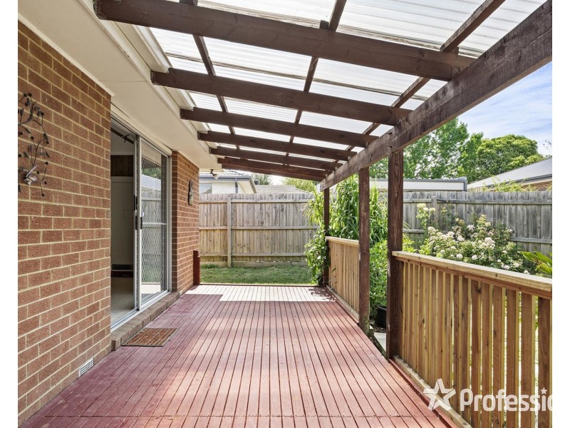 36 Geoffrey Drive, Kilsyth VIC 3137
