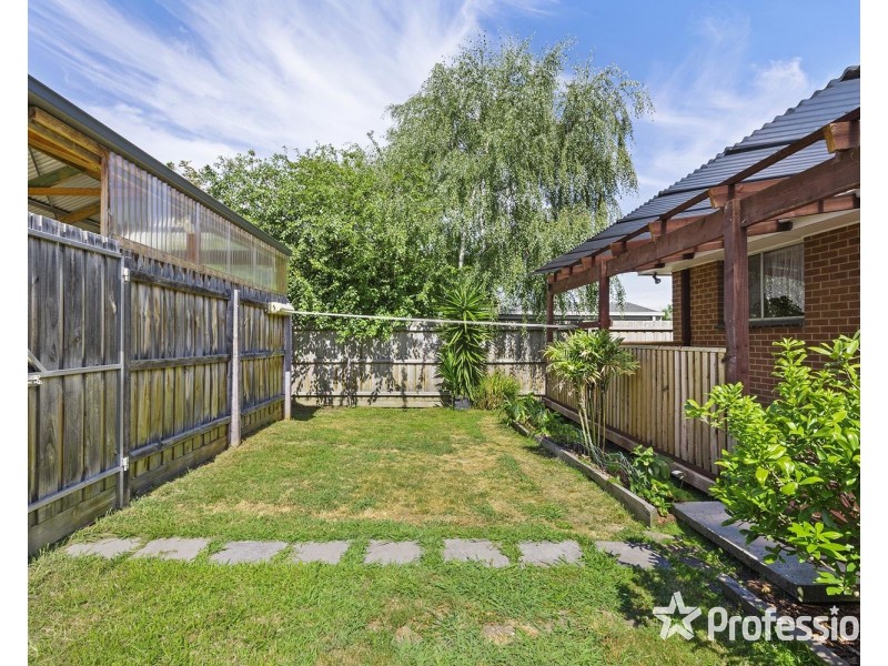 36 Geoffrey Drive, Kilsyth VIC 3137