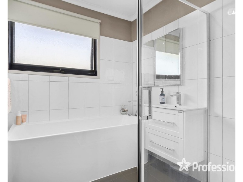 1/72 Sherlock Road, Croydon VIC 3136