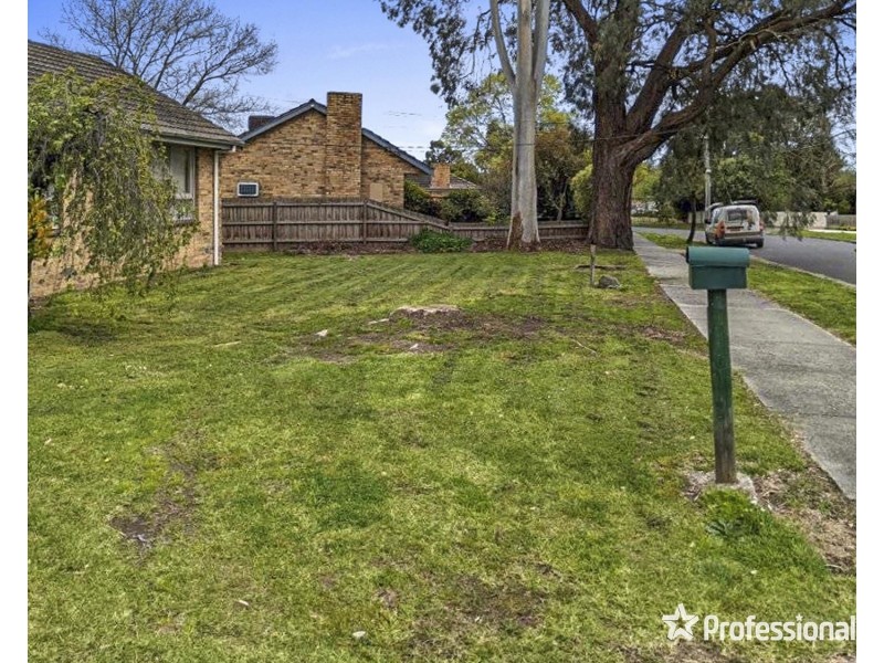 15 Byron Road, Kilsyth VIC 3137