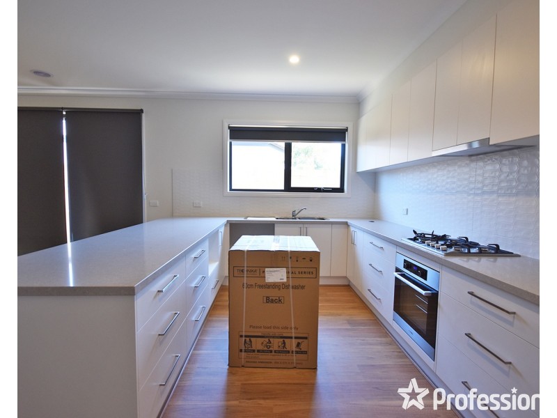 70a Hawthory Road, Kilsyth VIC 3137