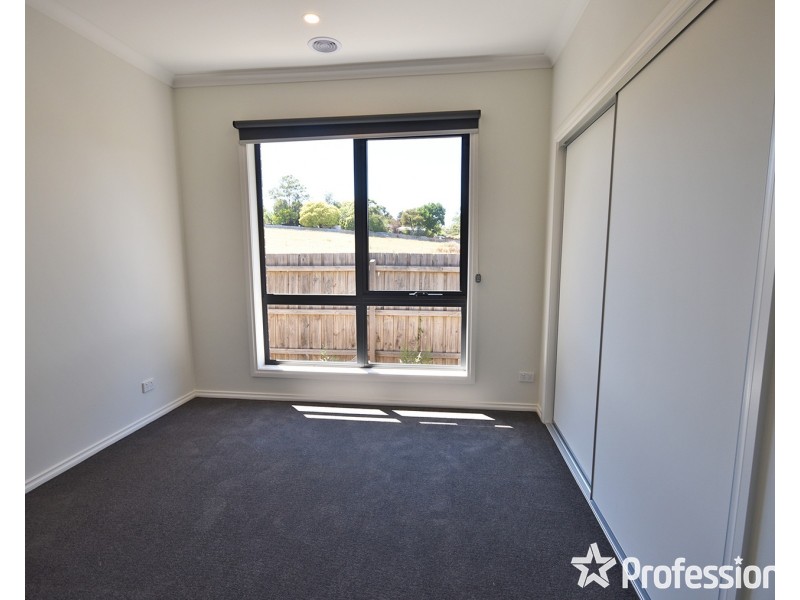 70a Hawthory Road, Kilsyth VIC 3137