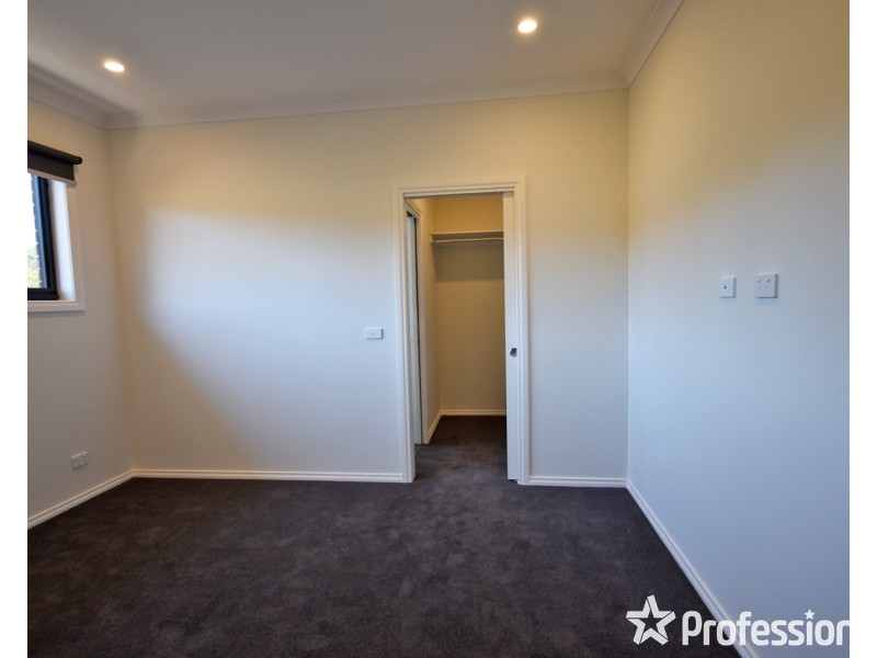 70a Hawthory Road, Kilsyth VIC 3137