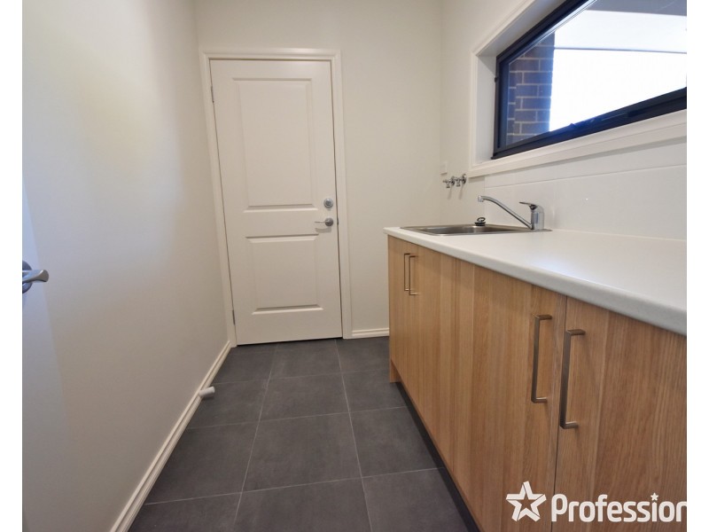 70a Hawthory Road, Kilsyth VIC 3137