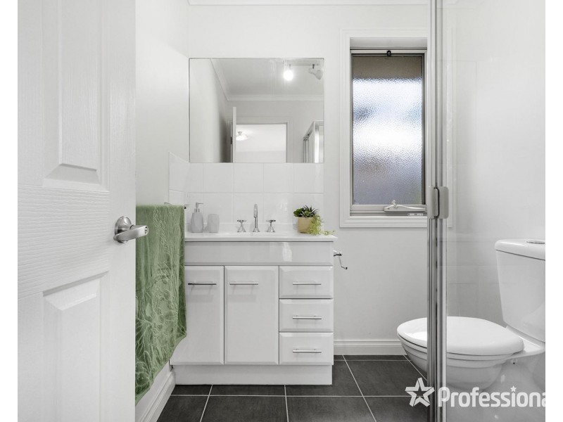 45a Sellick Drive, Croydon VIC 3136