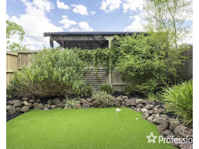 45a Sellick Drive, Croydon VIC 3136