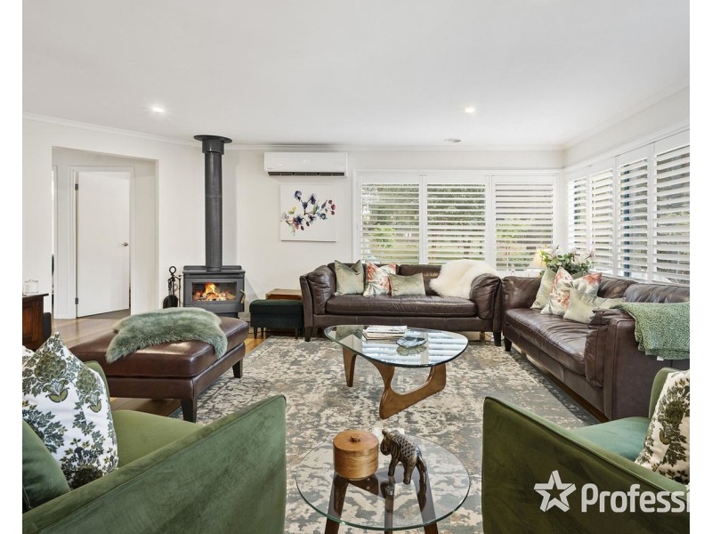 31-33 Lily Avenue, Mount Evelyn VIC 3796