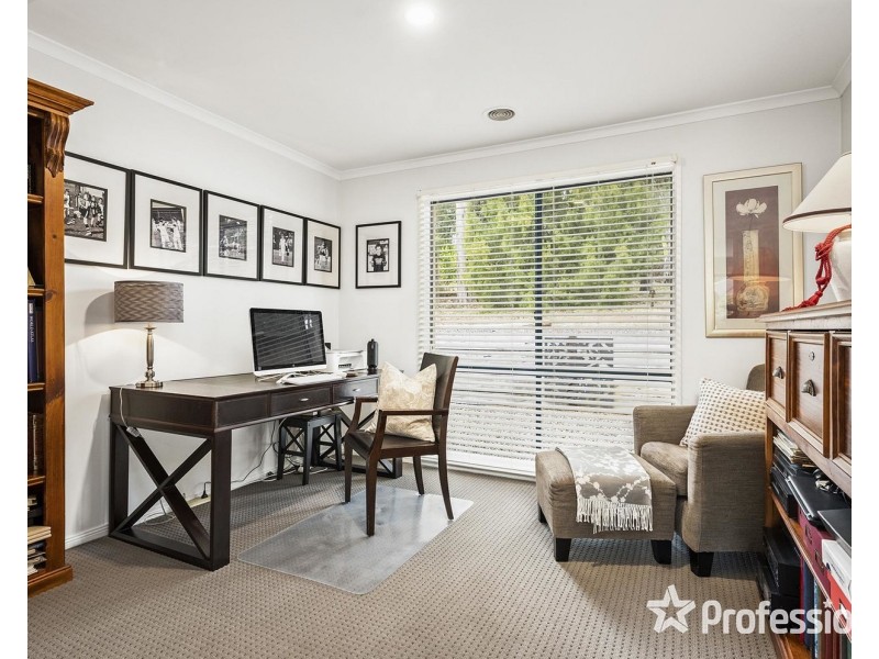 31-33 Lily Avenue, Mount Evelyn VIC 3796