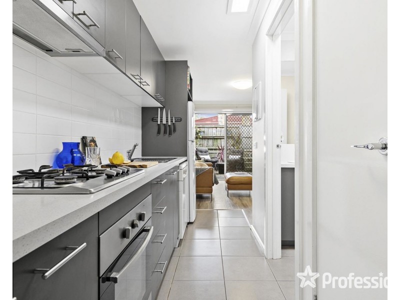 18 White Close, Lilydale VIC 3140