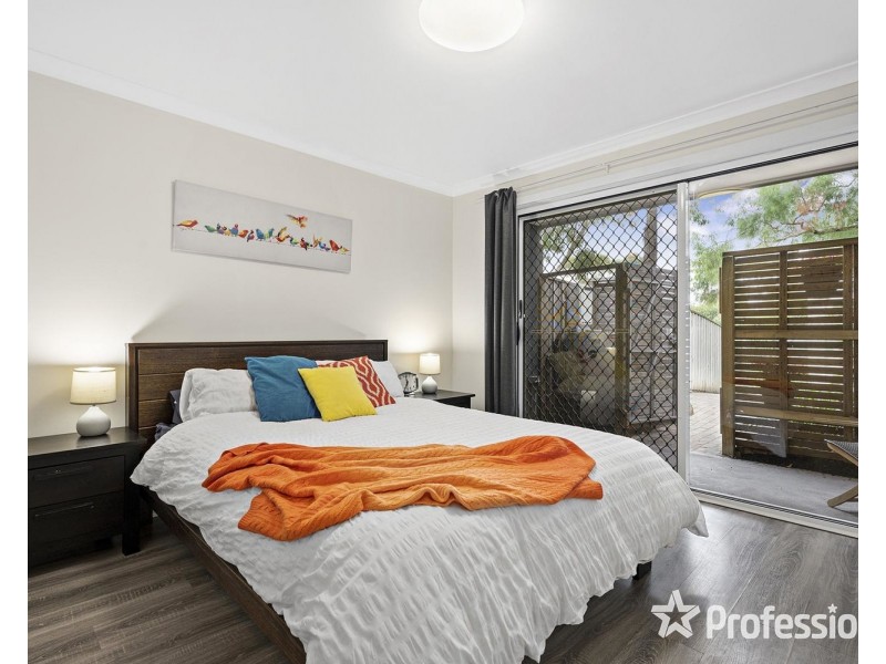 18 White Close, Lilydale VIC 3140