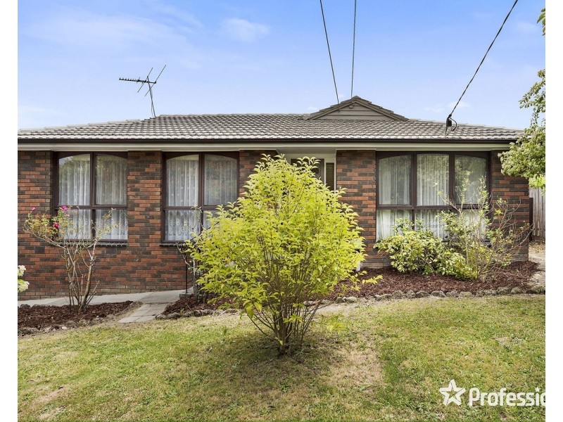 97 Hawthory Road, Kilsyth VIC 3137