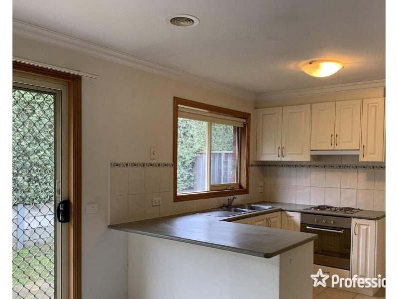 3/6 Devenish Avenue, Montrose VIC 3765