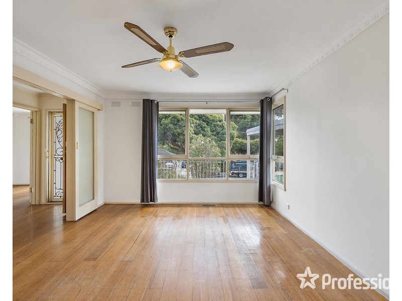 42 Sellick Drive, Croydon VIC 3136