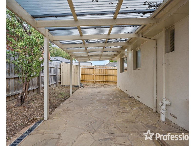 42 Sellick Drive, Croydon VIC 3136