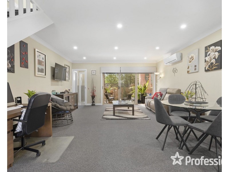 2 Raffaele Close, Lilydale VIC 3140