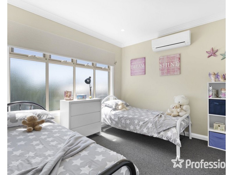 2 Raffaele Close, Lilydale VIC 3140