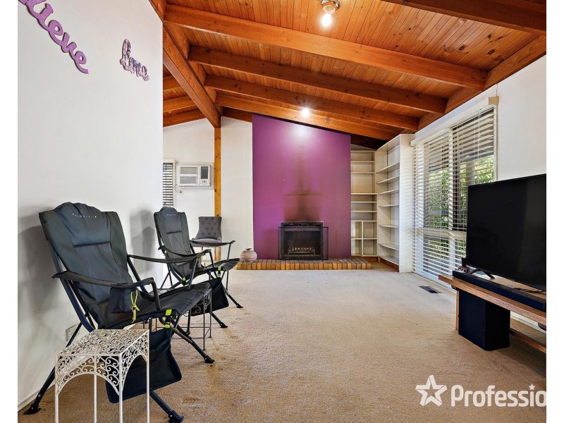 3 Daymar Drive, Mooroolbark VIC 3138