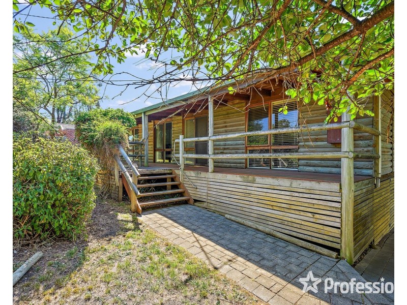 3 Daymar Drive, Mooroolbark VIC 3138