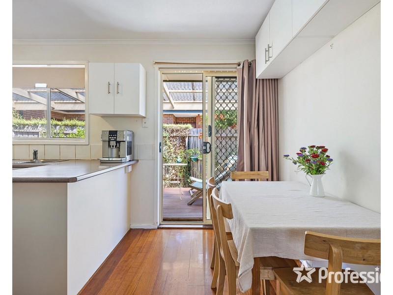 6 Anglo Court, Mooroolbark VIC 3138