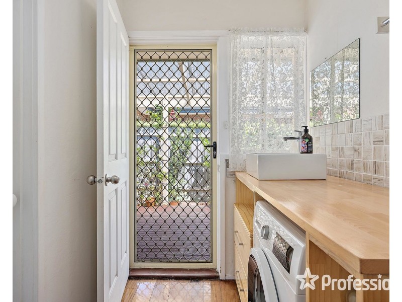 6 Anglo Court, Mooroolbark VIC 3138