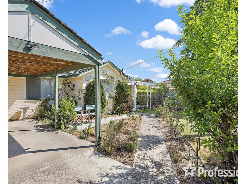 6 Anglo Court, Mooroolbark VIC 3138