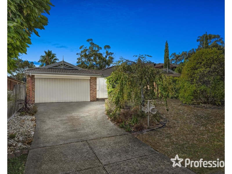 10 Whernside Court, Mooroolbark VIC 3138