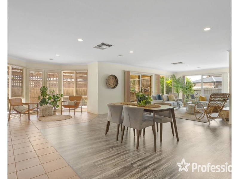 10 Whernside Court, Mooroolbark VIC 3138