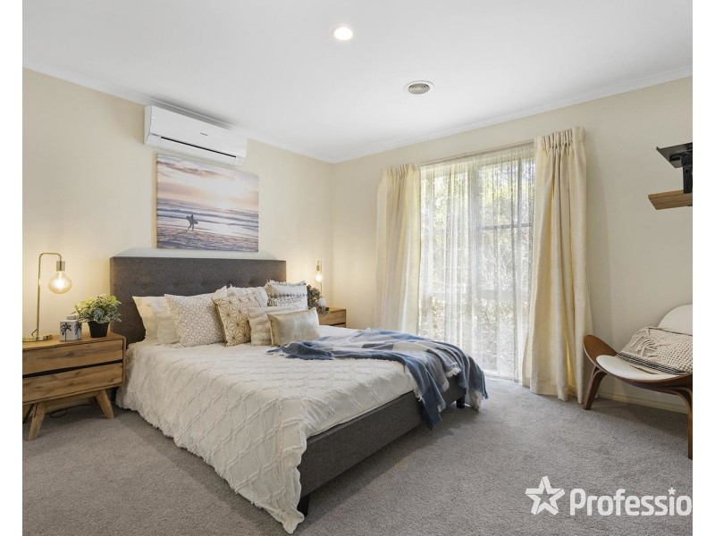 10 Whernside Court, Mooroolbark VIC 3138