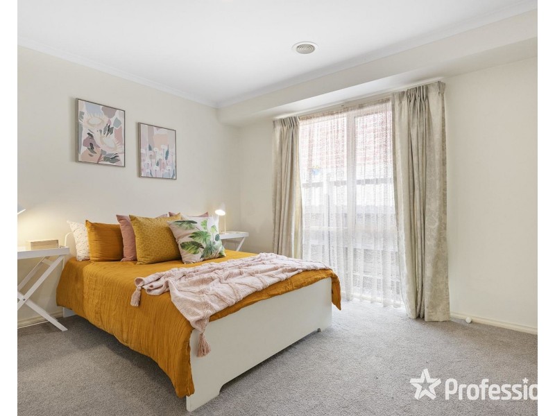 10 Whernside Court, Mooroolbark VIC 3138