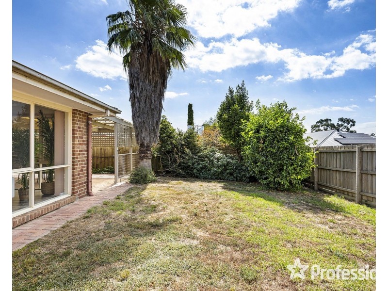 10 Whernside Court, Mooroolbark VIC 3138