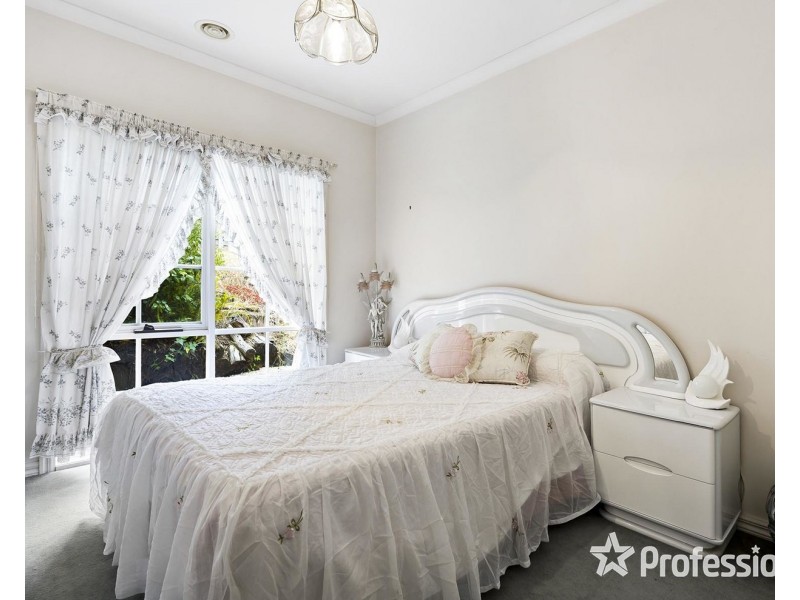 10 Christa Court, Lilydale VIC 3140