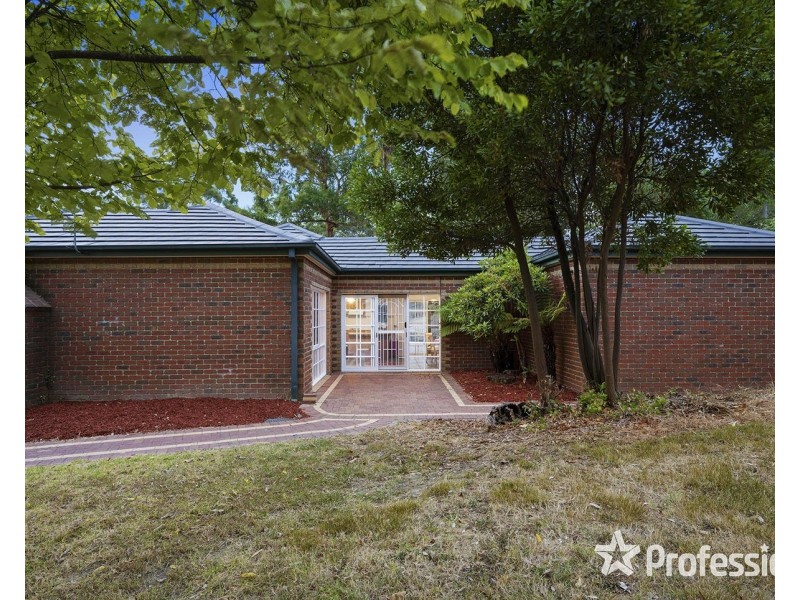 10 Christa Court, Lilydale VIC 3140