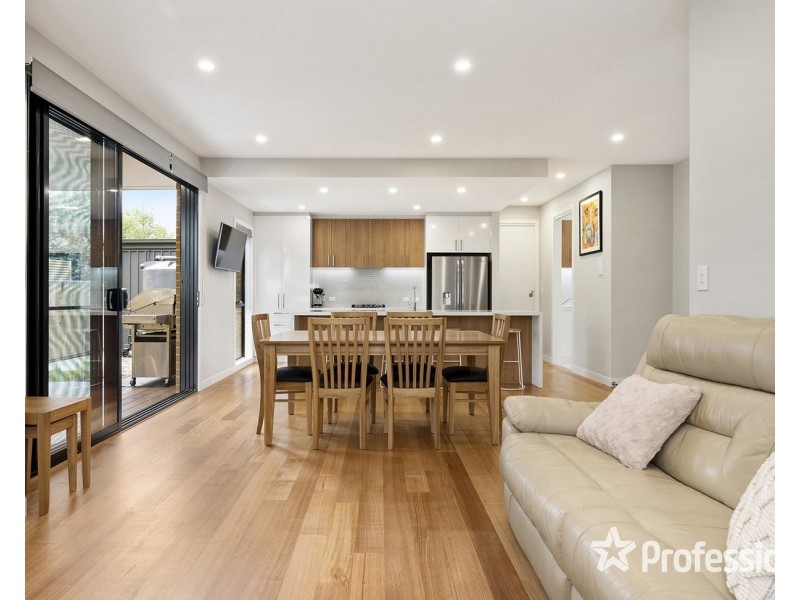 18 Maggs Street, Croydon VIC 3136
