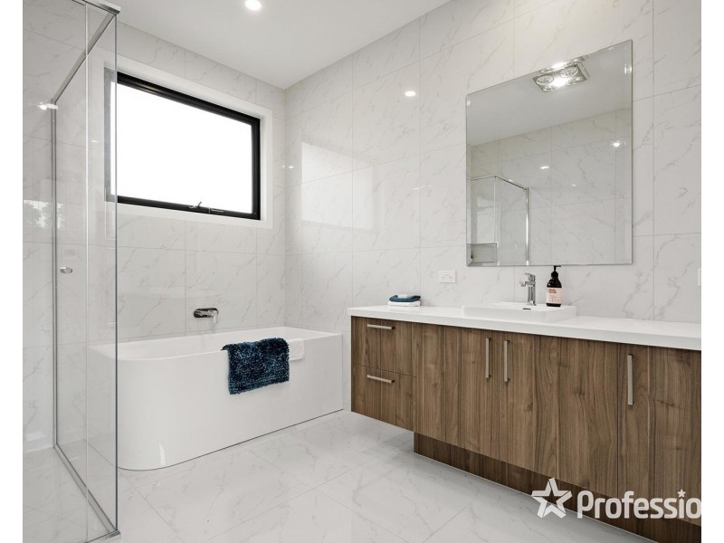 18 Maggs Street, Croydon VIC 3136