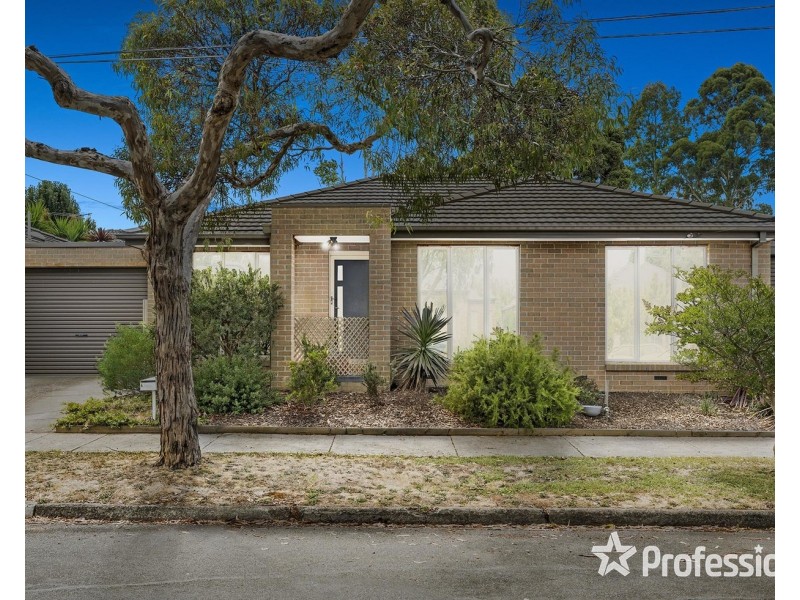 4 Byron Road, Kilsyth VIC 3137