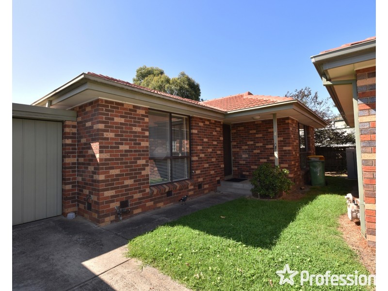 4/10-12 Urana Street, Kilsyth VIC 3137