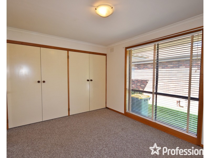 4/10-12 Urana Street, Kilsyth VIC 3137