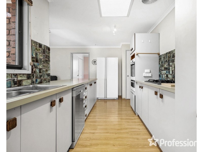 31 Old Kent Road, Mooroolbark VIC 3138