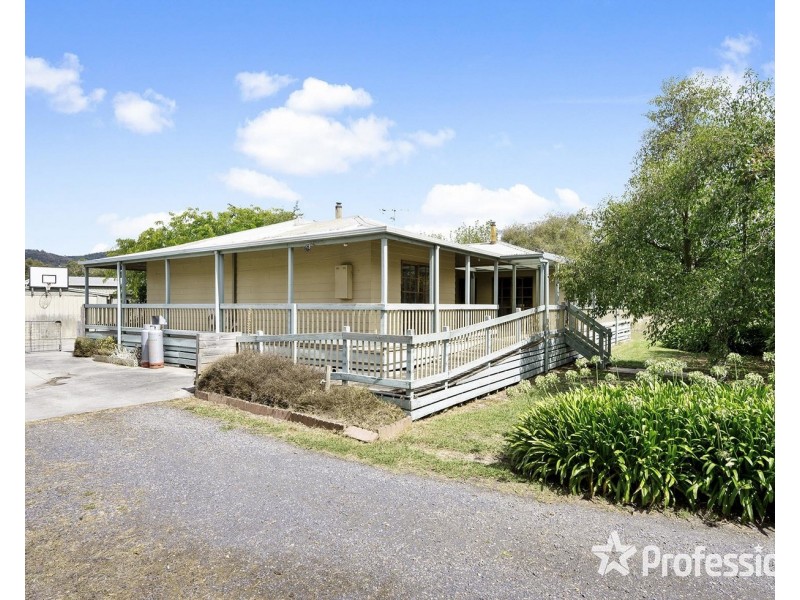 2 Chandlers Lane, Kilsyth VIC 3137
