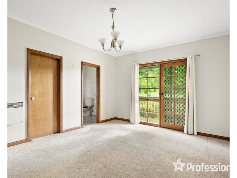 2 Chandlers Lane, Kilsyth VIC 3137