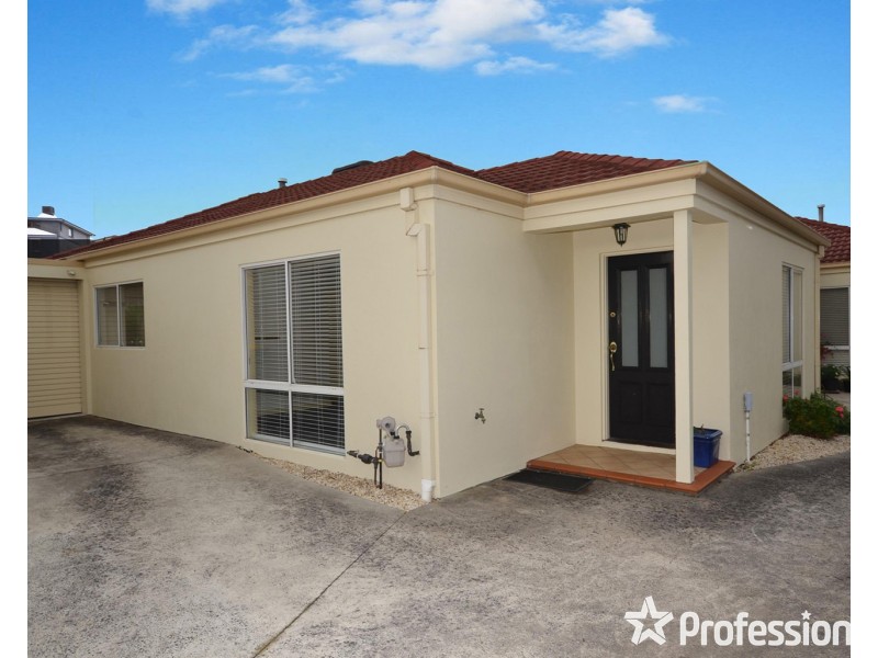 2/15 Anglo Court, Mooroolbark VIC 3138