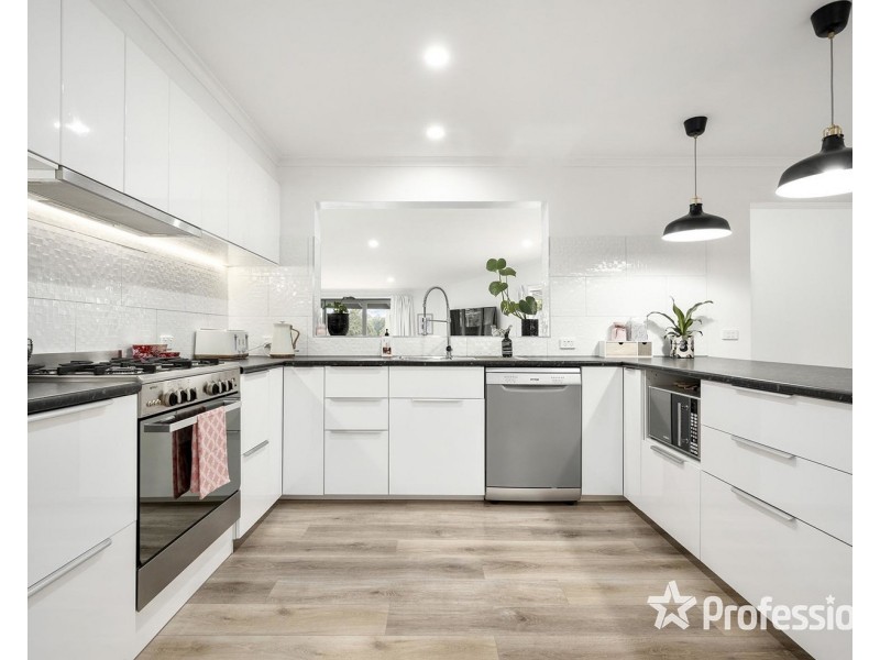 10 Olinda Road, Mount Evelyn VIC 3796