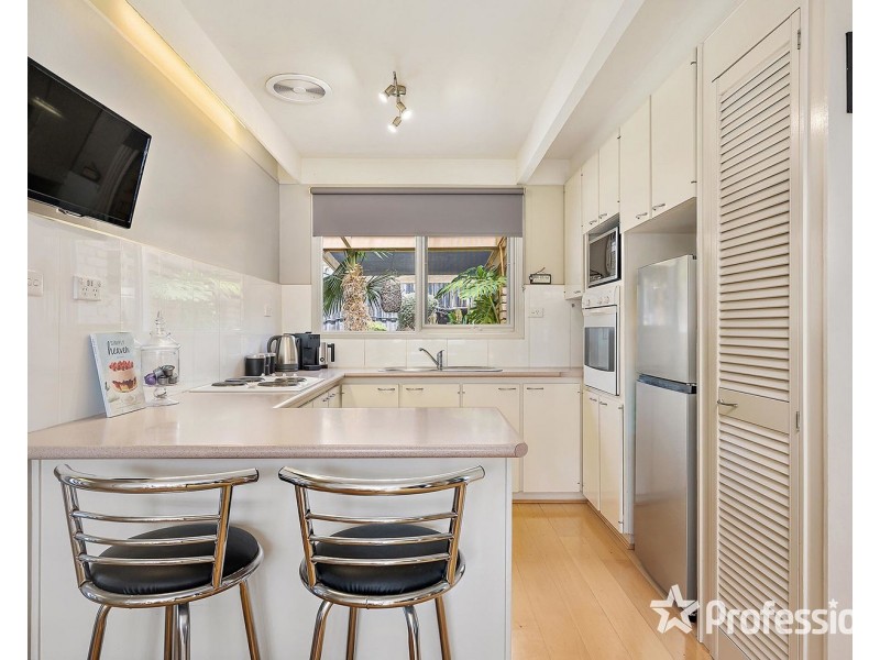 98 Edward Road, Chirnside Park VIC 3116