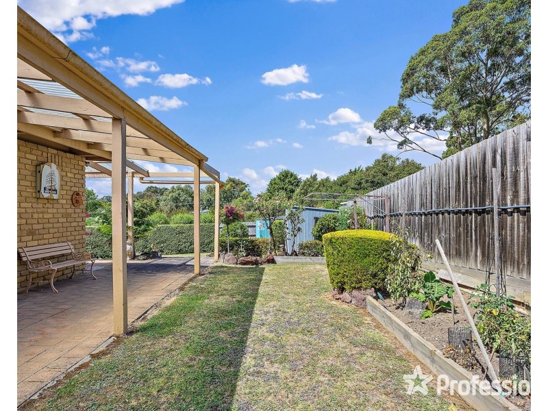 98 Edward Road, Chirnside Park VIC 3116